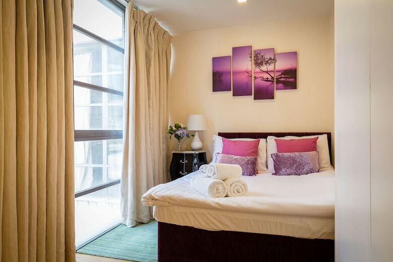 Spacious 2-bedroom Apartment In Mayfair