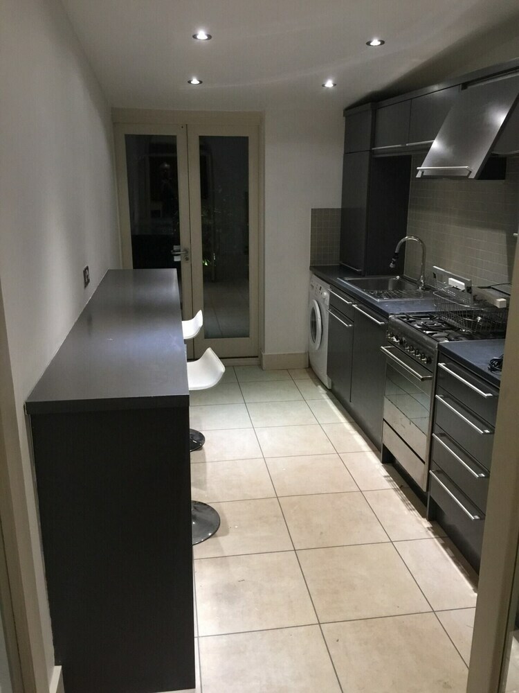 Apartamentos Spacious 1 Bedroom Flat In Fulham
