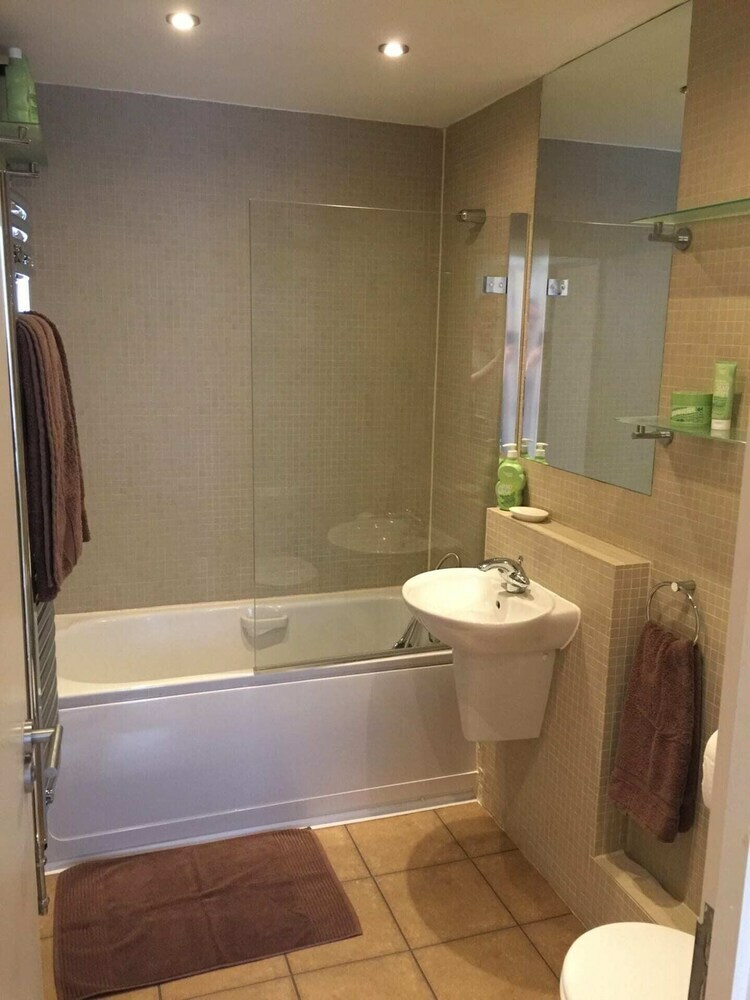 Apartamentos Spacious 1 Bedroom Flat In Fulham