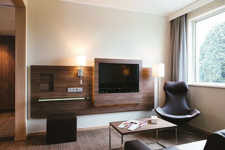 Hotel Moxy Aberdeen Airport