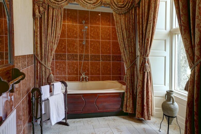 Best Western Walworth Castle Hotel