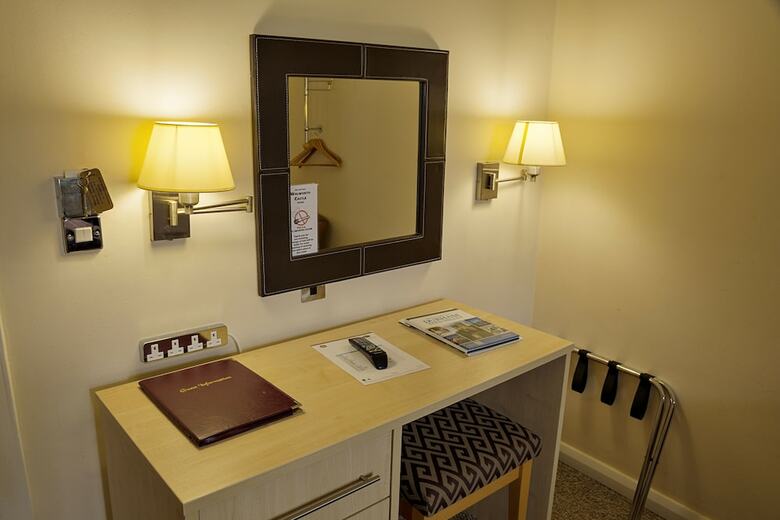 Best Western Walworth Castle Hotel