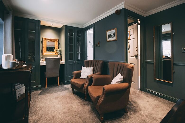 Weavers Guest House