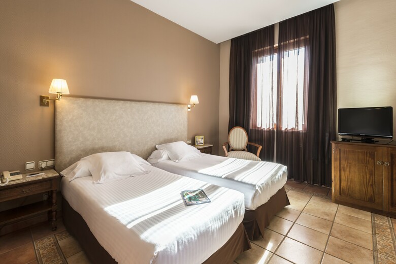 Hotel Exe Alfonso Viii