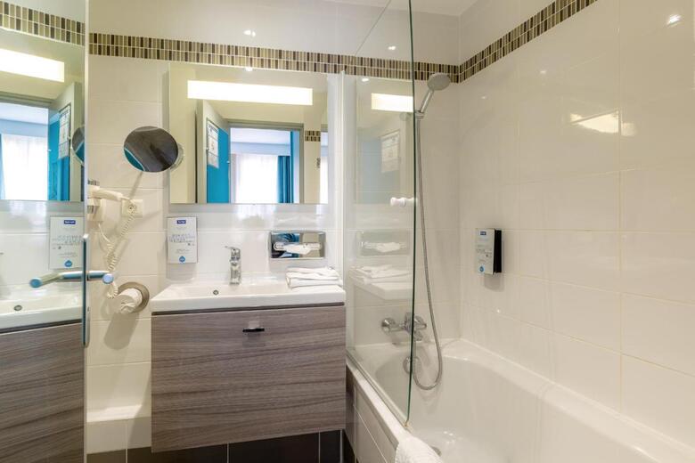 Hotel Kyriad Avignon (.)