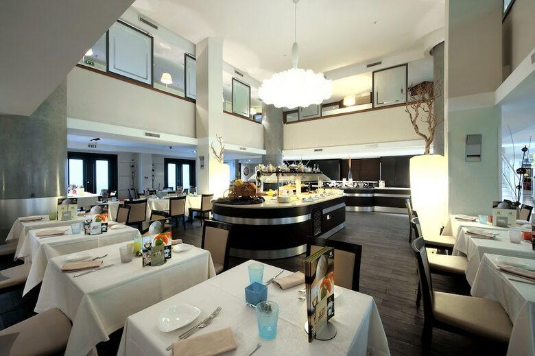 Hotel Holiday Inn Naples