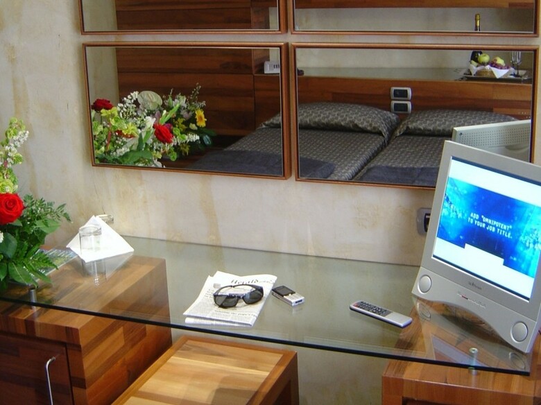 Hotel Tritone