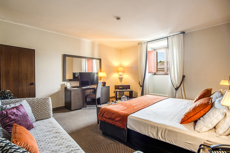 Hotel Colonna Palace