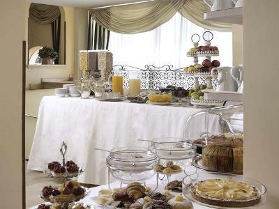 Hotel Colonna Palace