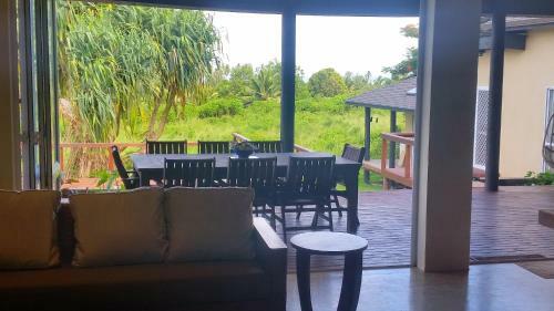 Hotel Muri Beach Resort