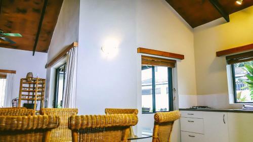 Hotel Muri Beach Resort
