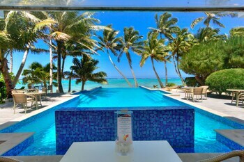 Hotel Little Polynesian Resort