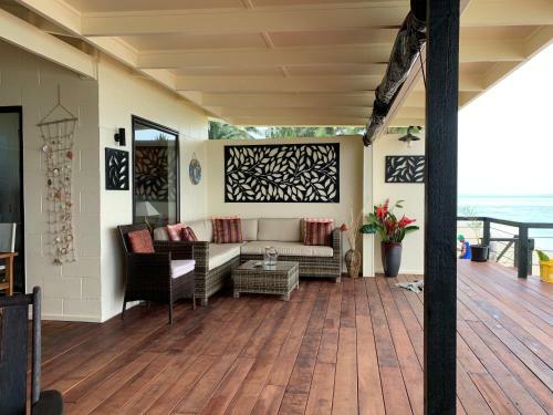 Islander On The Beach Villa