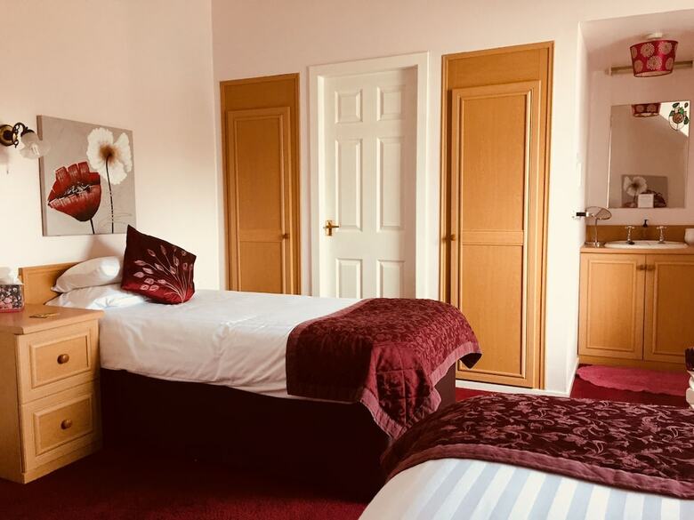 Bed & Breakfast The Foresters Guest House