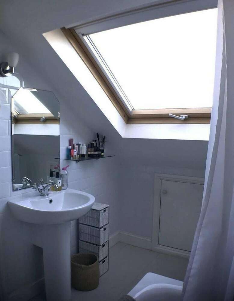 Beautiful 2 Bed 2 Bath House For 4 Guests
