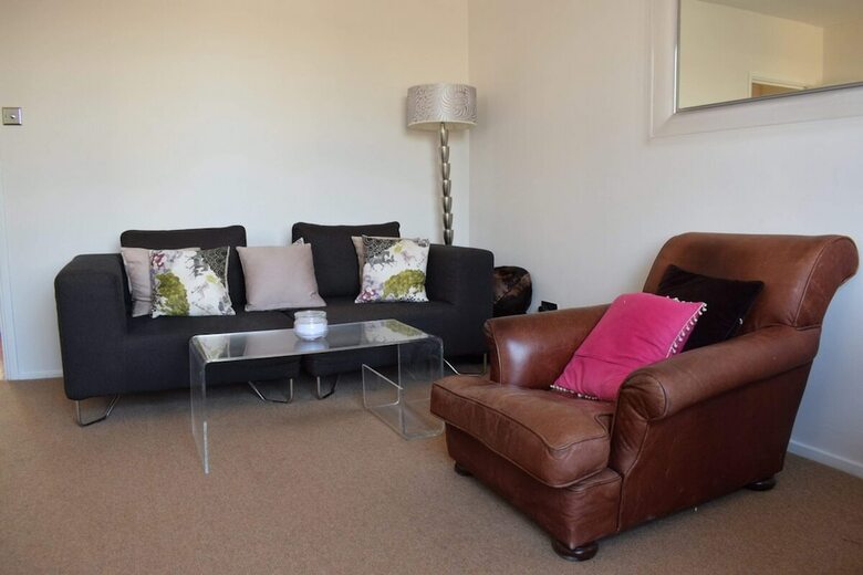 Apartamentos Bright 2 Bed Flat - Short Walk To Notting Hill