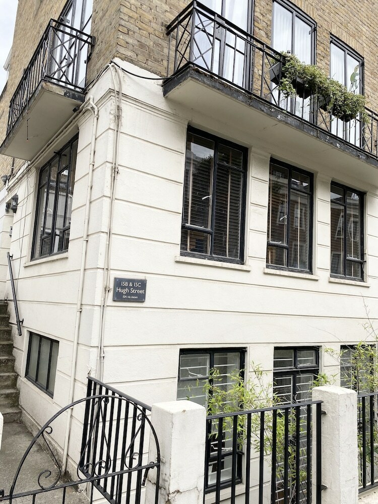 Apartment Next To Victoria Station