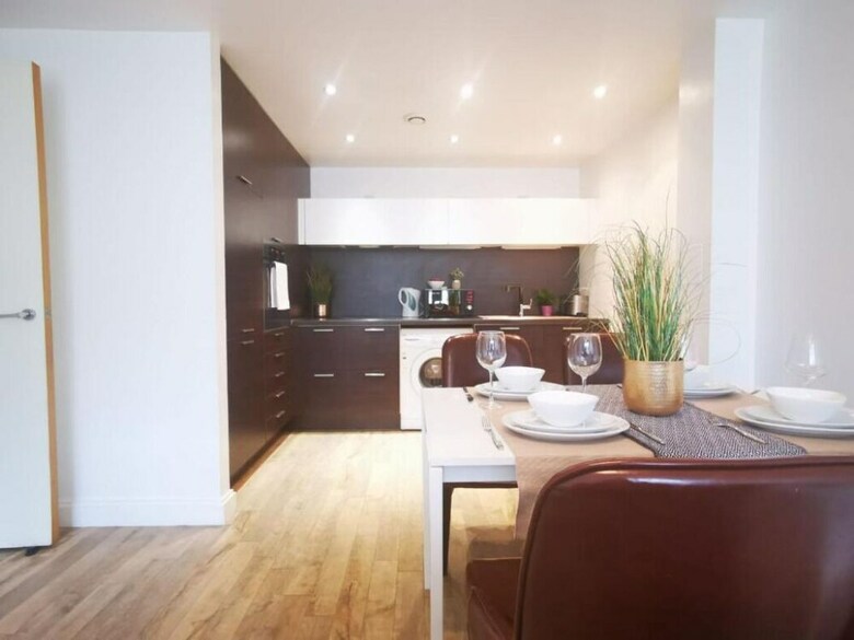 Comfy City Center Apartment
