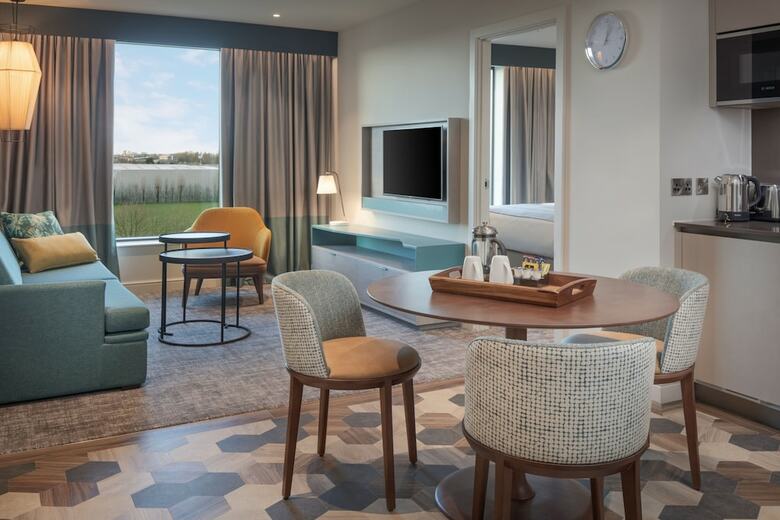 Aparthotel Staybridge Suites London Heathrow - Bath Road