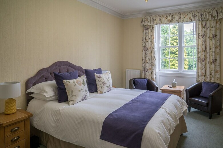 Bed & Breakfast West Plean House