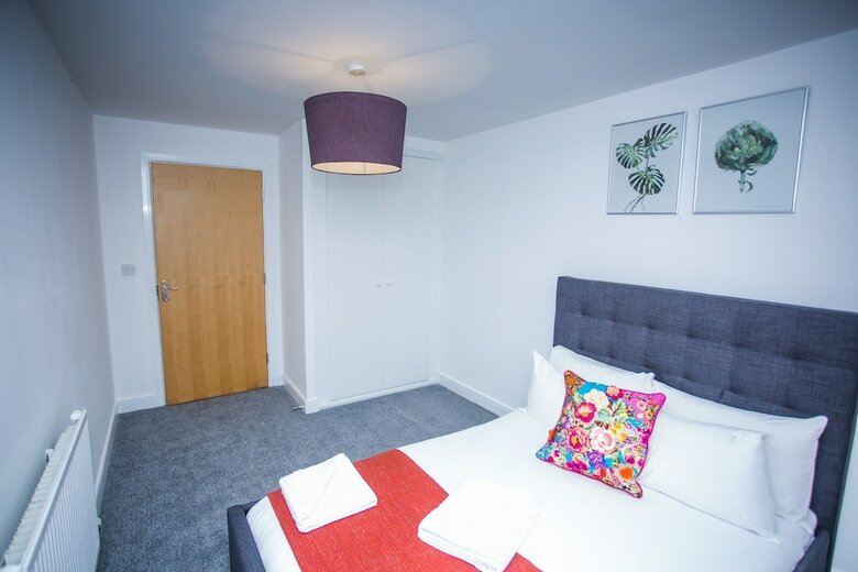 Superior 2 Bedroom Apartments