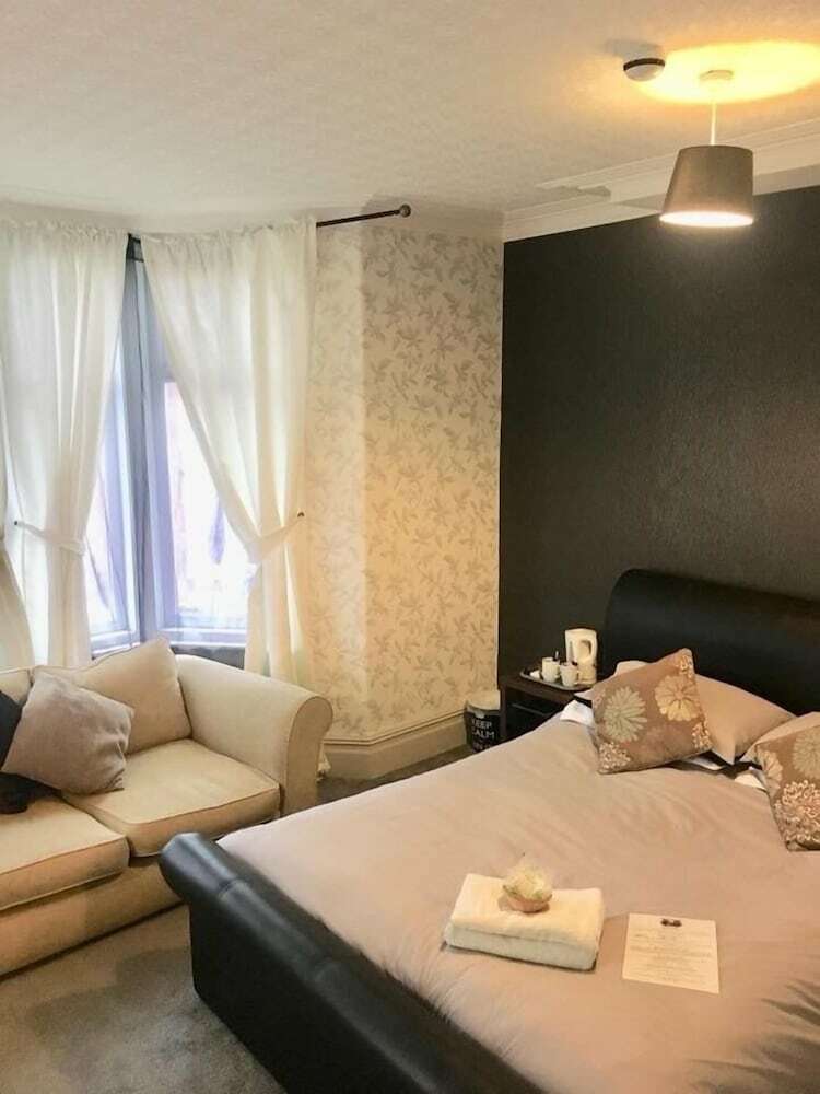 Macleods Guest House