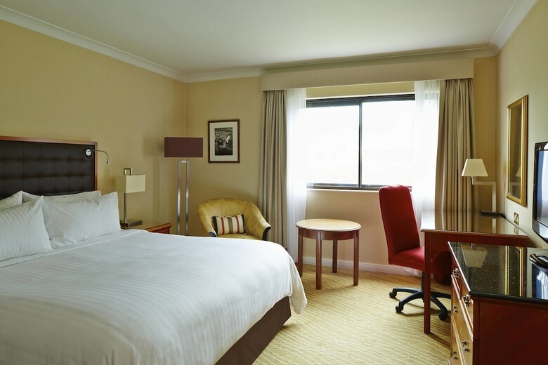 Heathrow / Windsor Marriott Hotel