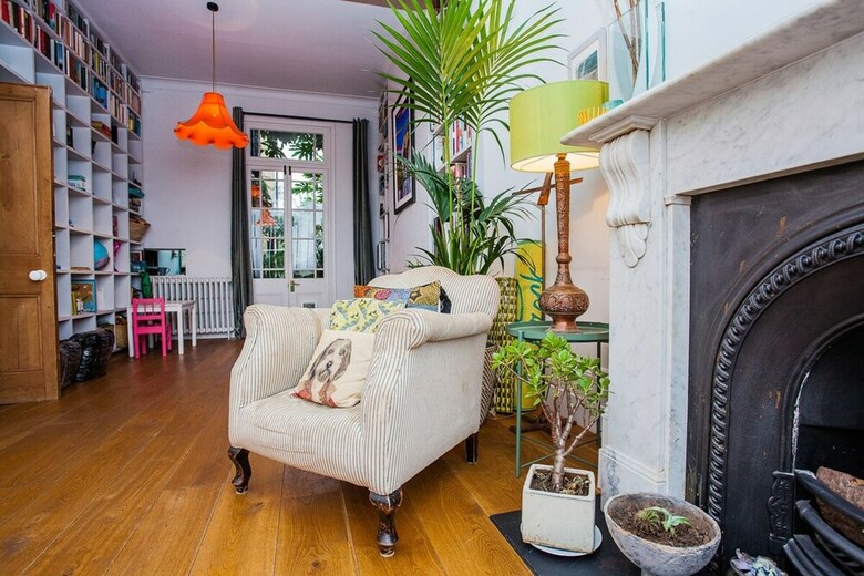 Stunning Stylish 3 Bed House In Fantastic Location