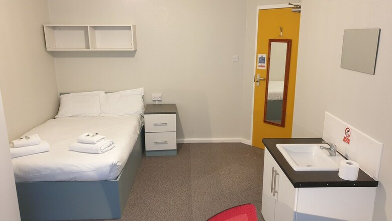 Bed & Breakfast Modern Rooms And Studio In Westminster