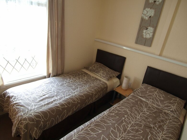 Waverley House Apartments