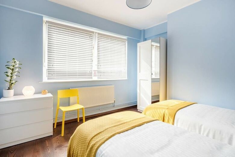 Tower Bridge Apartment