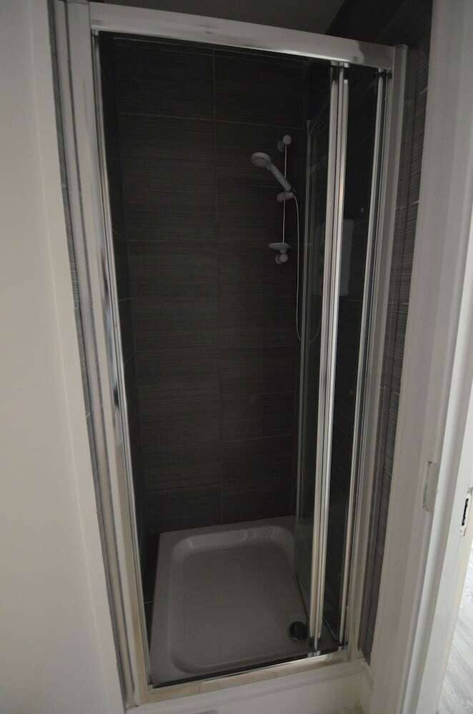 Central Comfort Rooms