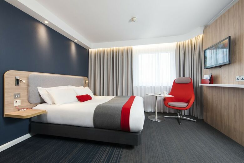 Hotel Holiday Inn Express Milton Keynes