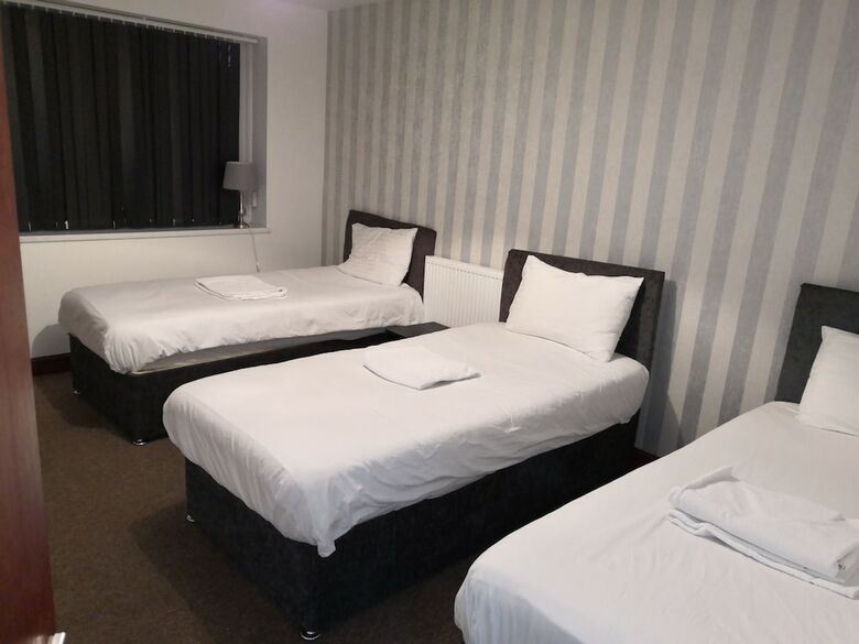 Kirks Korner Hotel