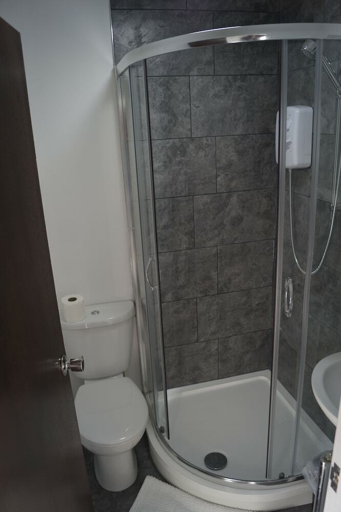 Kirks Korner Hotel