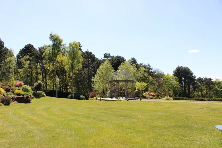 Hillbark Hotel