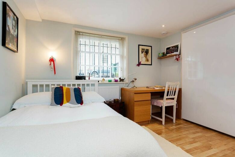 Veeve - Clapham Garden