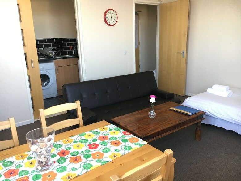 Glasgow Ibrox Apartment