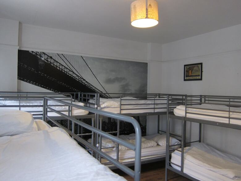 Hostal The Horse & Stables
