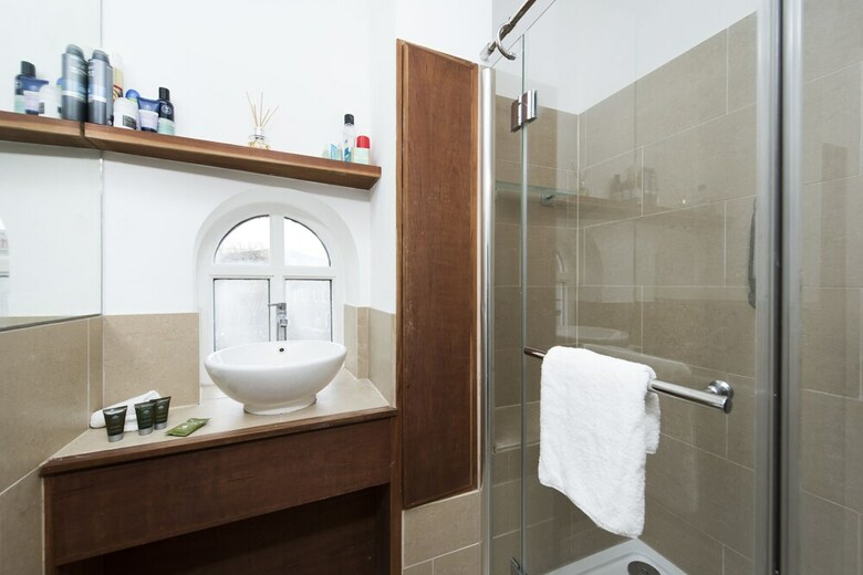 Apartamentos Central 2br Family Home Near Tower Bridge
