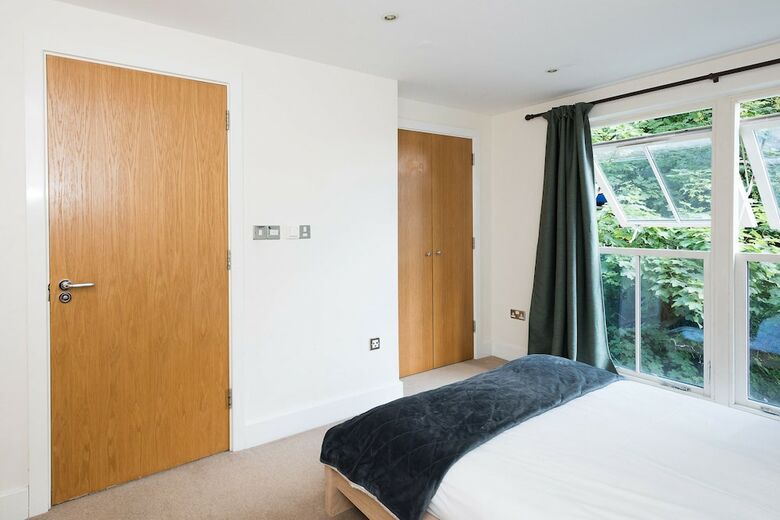 Apartamentos Spacious 2 Bed - Battersea High Street