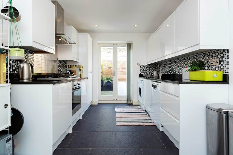 Apartamentos East London Escape