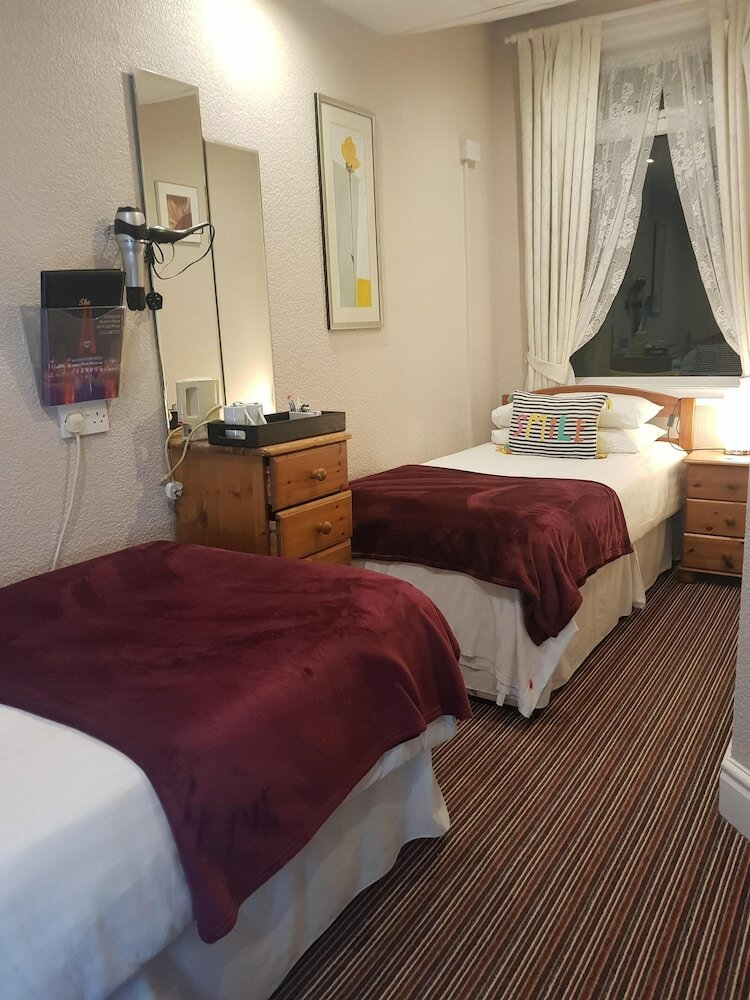 Rock Dene Hotel