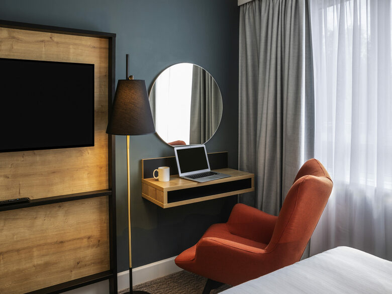 Mercure Birmingham West Hotel