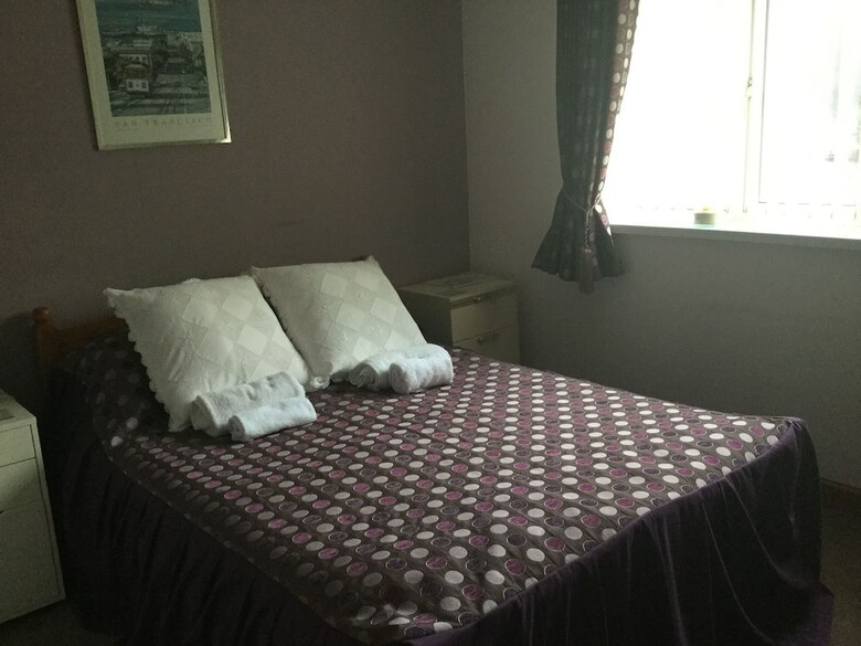 Taylors Bed And Breakfast