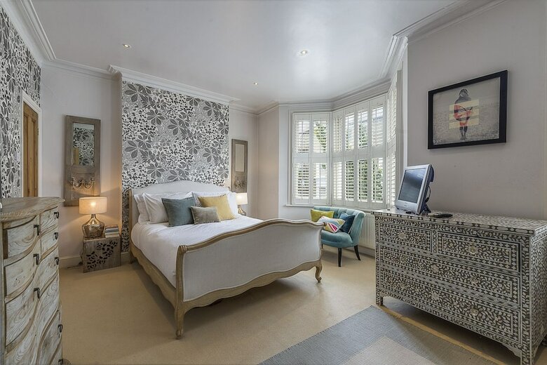 Ravenscourt Park Retreat