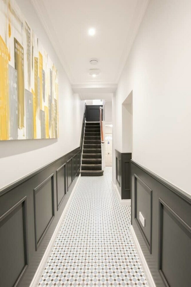 12 Helena House Studio