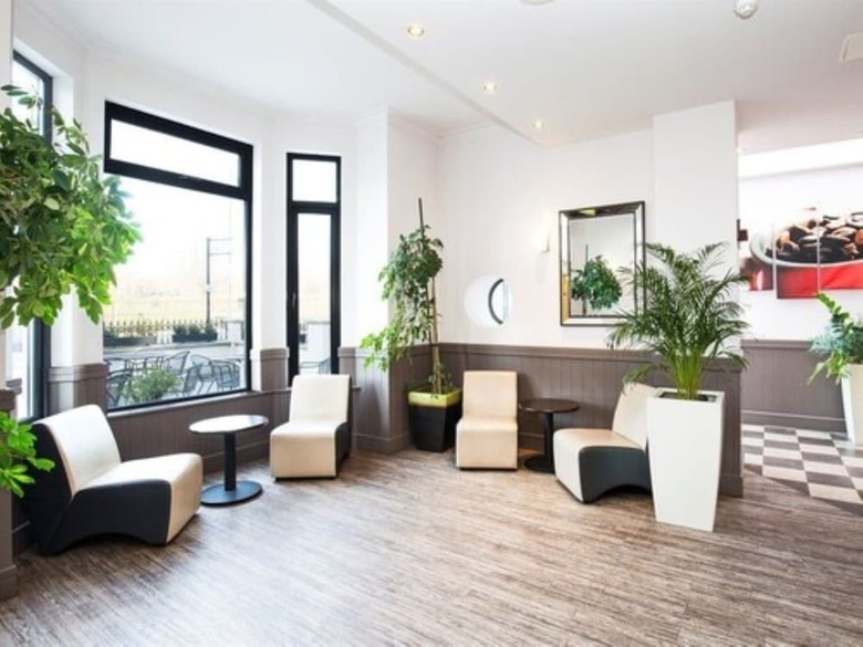 The London Pembury Hotel