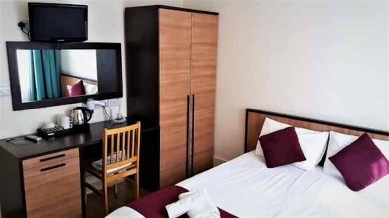 The London Pembury Hotel