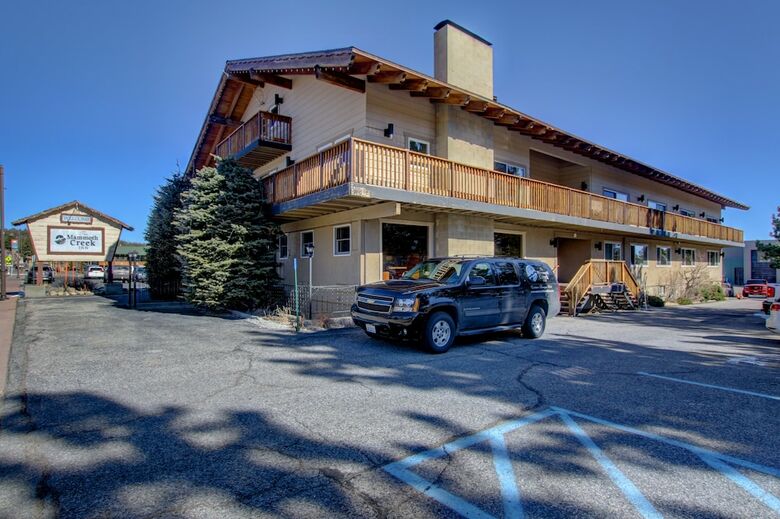 Hotel The Mammoth Creek Inn